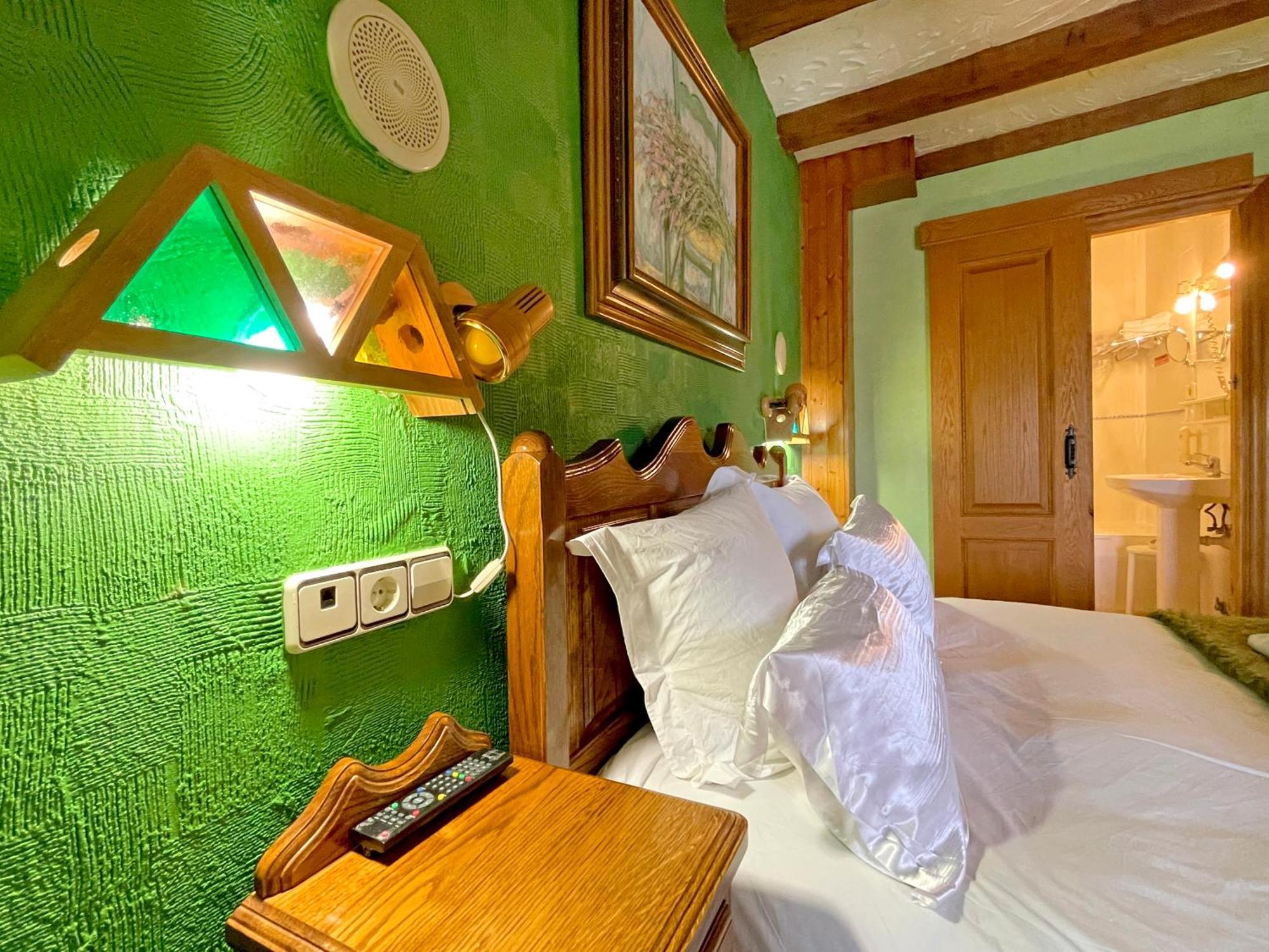 Hotel Peruskenea Jaunsaras エクステリア 写真