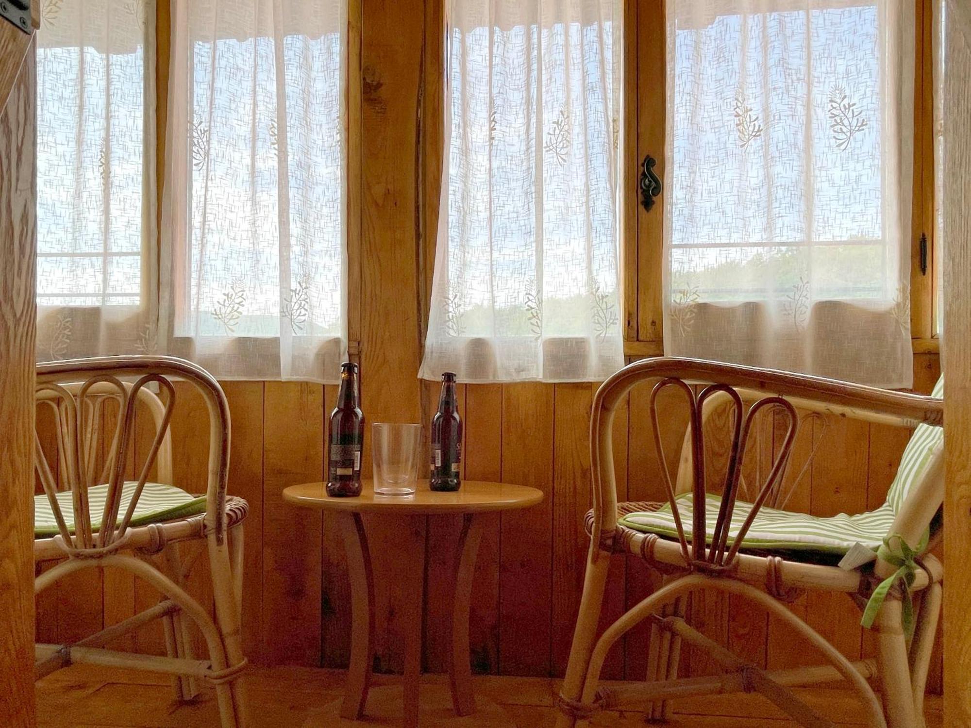 Hotel Peruskenea Jaunsaras エクステリア 写真